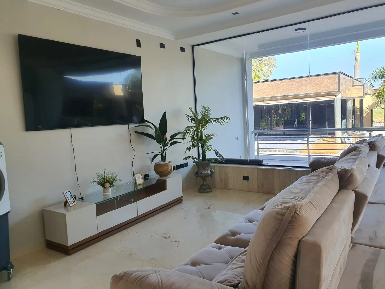 Sala de estar climatizada do Residencial Colibri